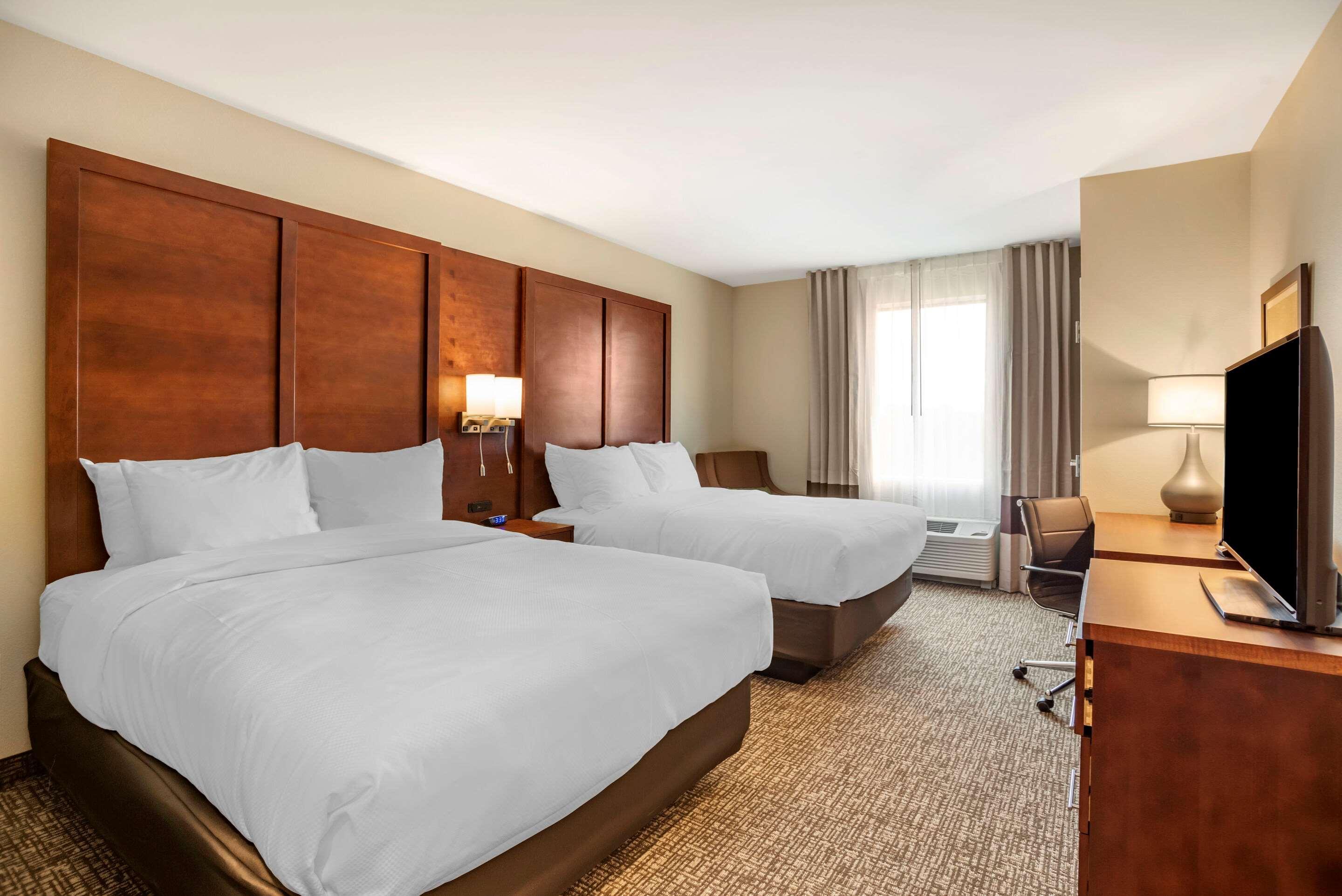 Comfort Inn & Suites Уинчестър Екстериор снимка