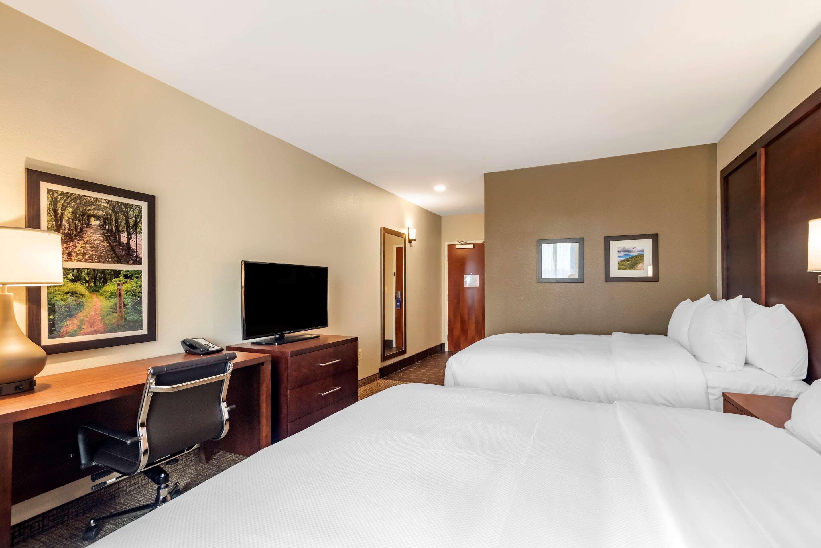 Comfort Inn & Suites Уинчестър Екстериор снимка