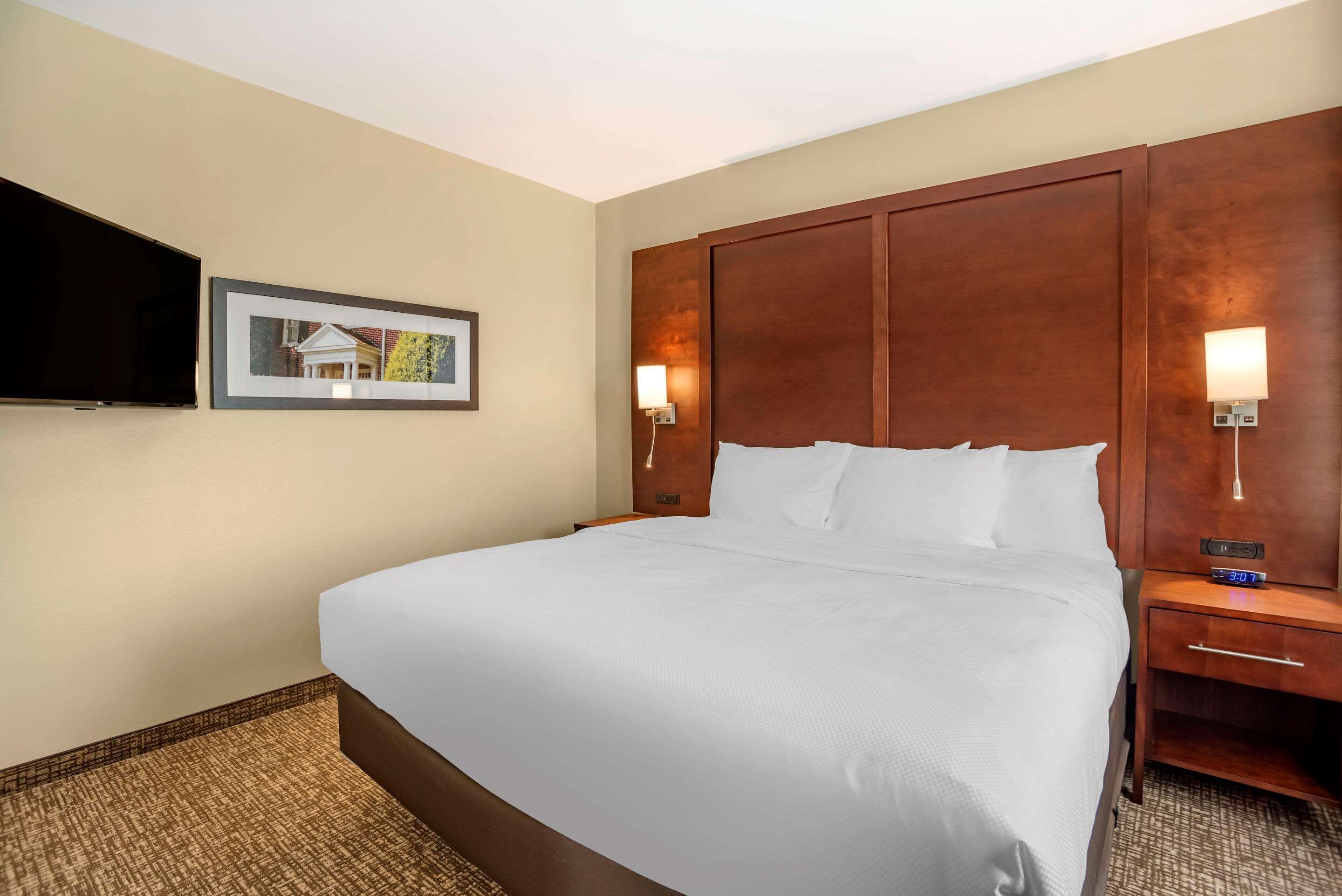 Comfort Inn & Suites Уинчестър Екстериор снимка